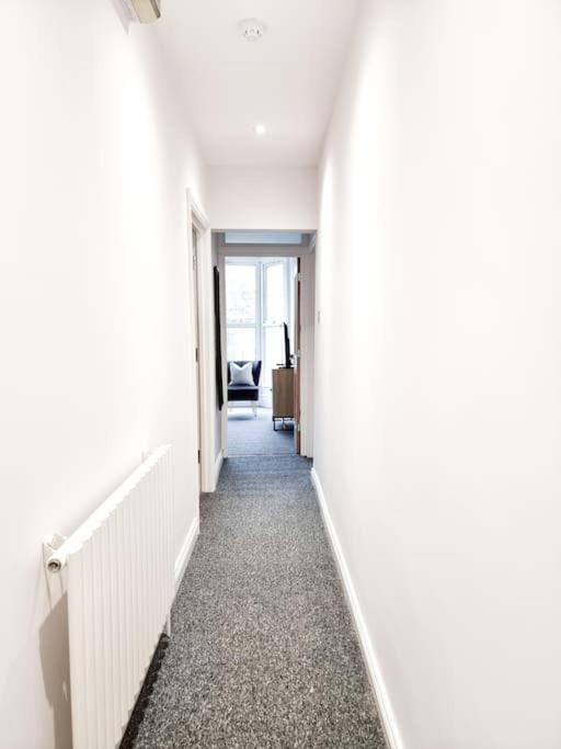 Stunning Flat Close To Beach Swansea Extérieur photo