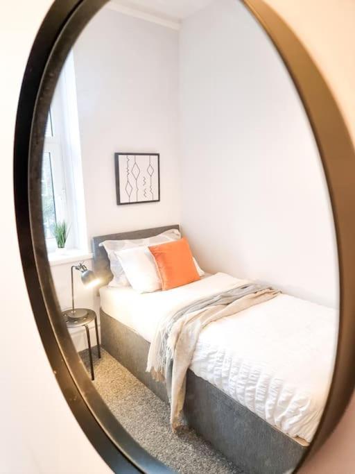 Stunning Flat Close To Beach Swansea Extérieur photo