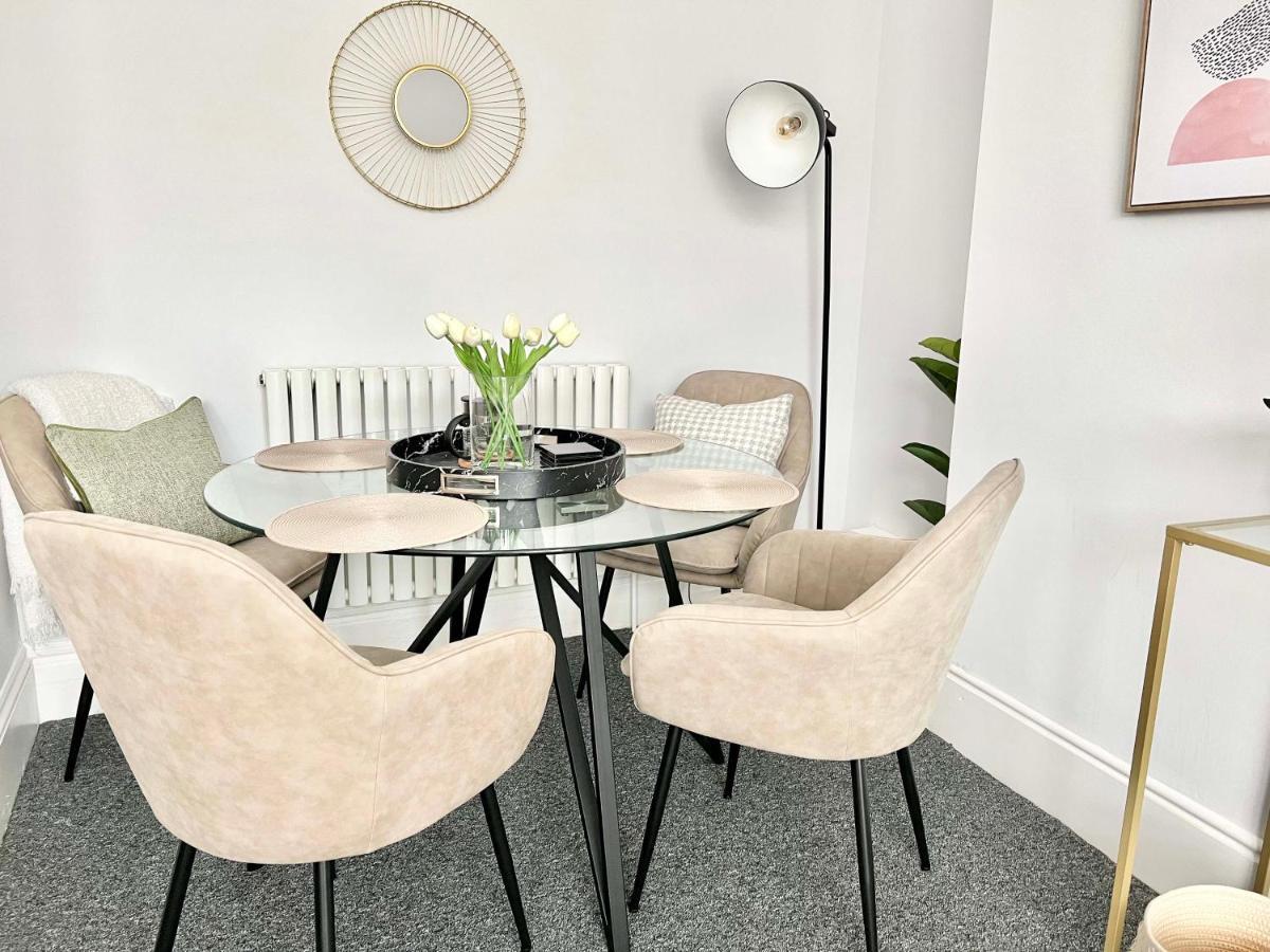 Stunning Flat Close To Beach Swansea Extérieur photo